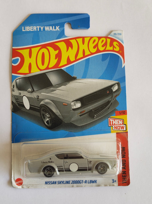 Hot Wheels Nissan Skyline 2000GT Diecast Car 1:64 Scale - Exotic Supercar Collection