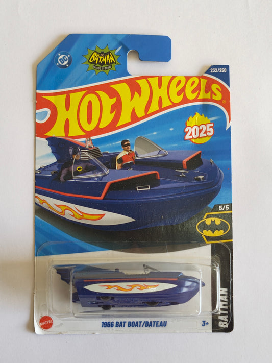 Hot Wheels 1966 Bat Boat/Bateau Diecast Boat 1:64 Scale - Superhero Boat Collection