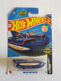 Hot Wheels 1966 Bat Boat/Bateau Diecast Boat 1:64 Scale - Superhero Boat Collection