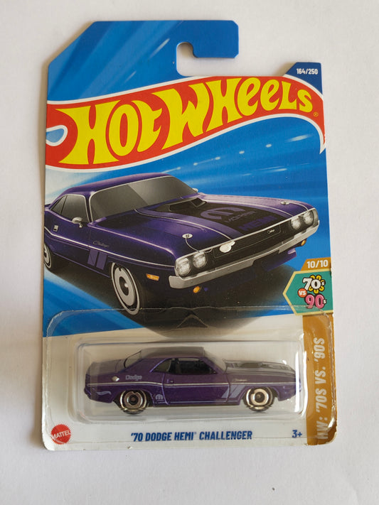 Hot Wheels 70 Dodge Hemi Challenger Diecast Car 1:64 Scale - Classic Car Collection