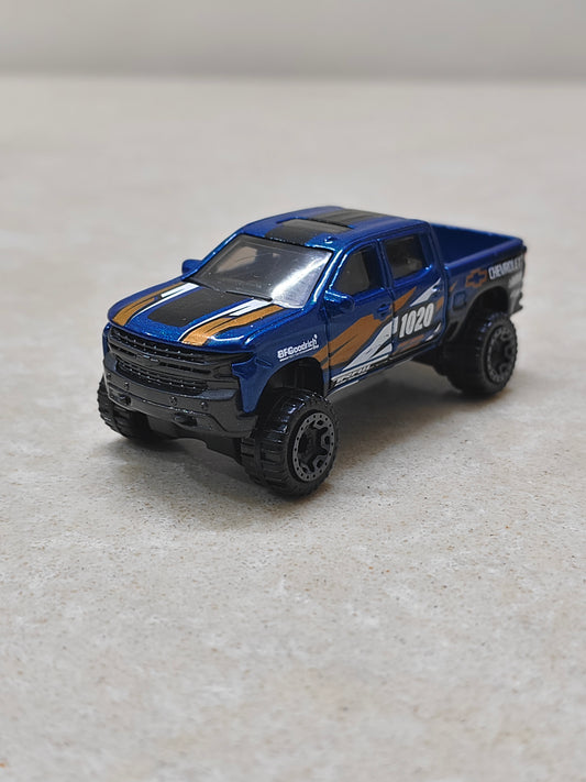 Hot Wheels Open Chevy Silverado Diecast Car 1:64 Scale