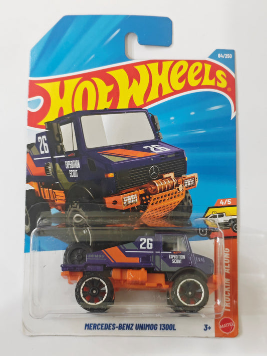 Hot Wheels D Case Mercedes Benz Unimog 1300L Diecast Car 1:64 Scale