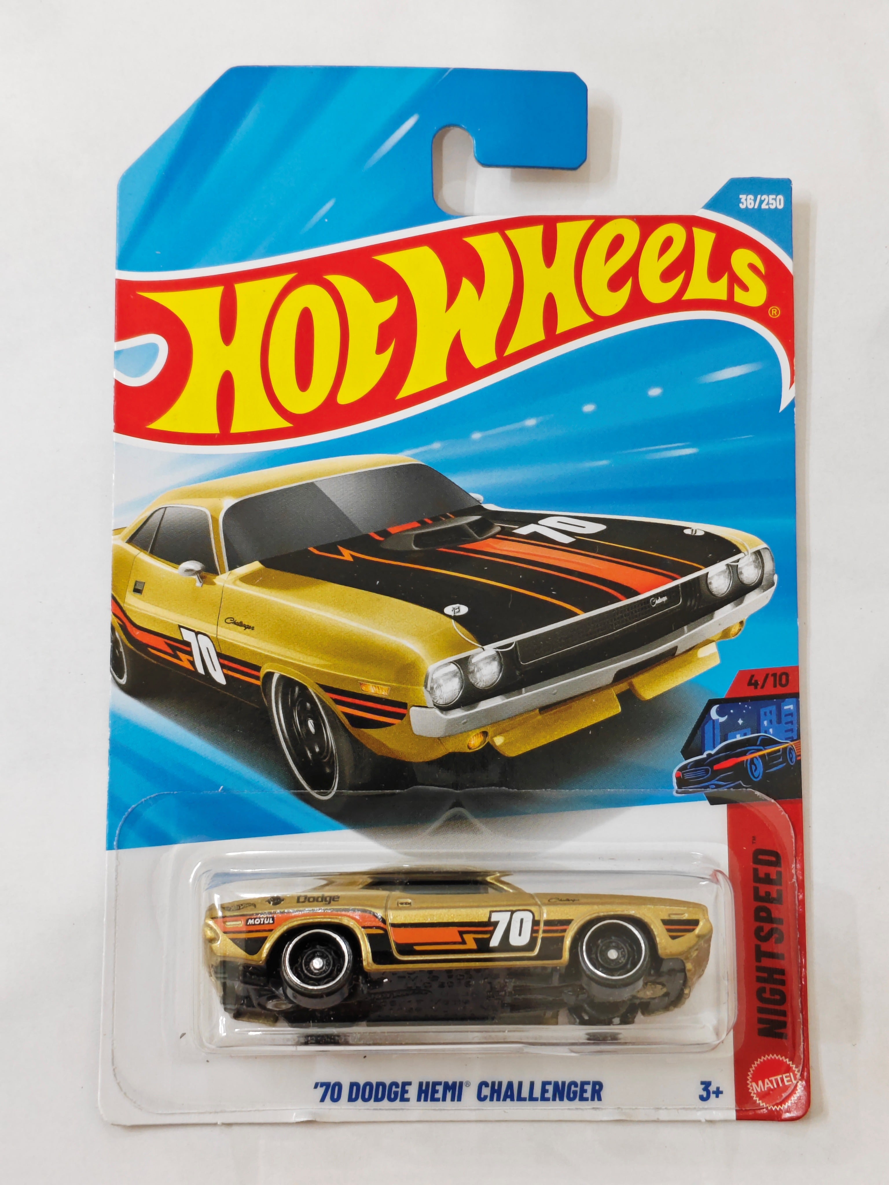 Hot Wheels Imported C Case 70 Dodge Hemi Challenger Diecast Car 1:64 Scale