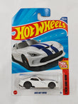 Hot Wheels 2013 SRT Viper Diecast Car 1:64 Scale M25