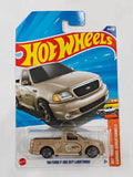 Hot Wheels 99 Ford F 50 SVT Lightning Diecast Car 1:64 Scale M25