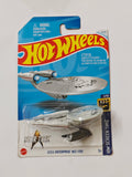 Hot Wheels Imported U.S.S Enterprise NCC-1701 1:64 Scale Diecast Shuttle (Soft Corners)