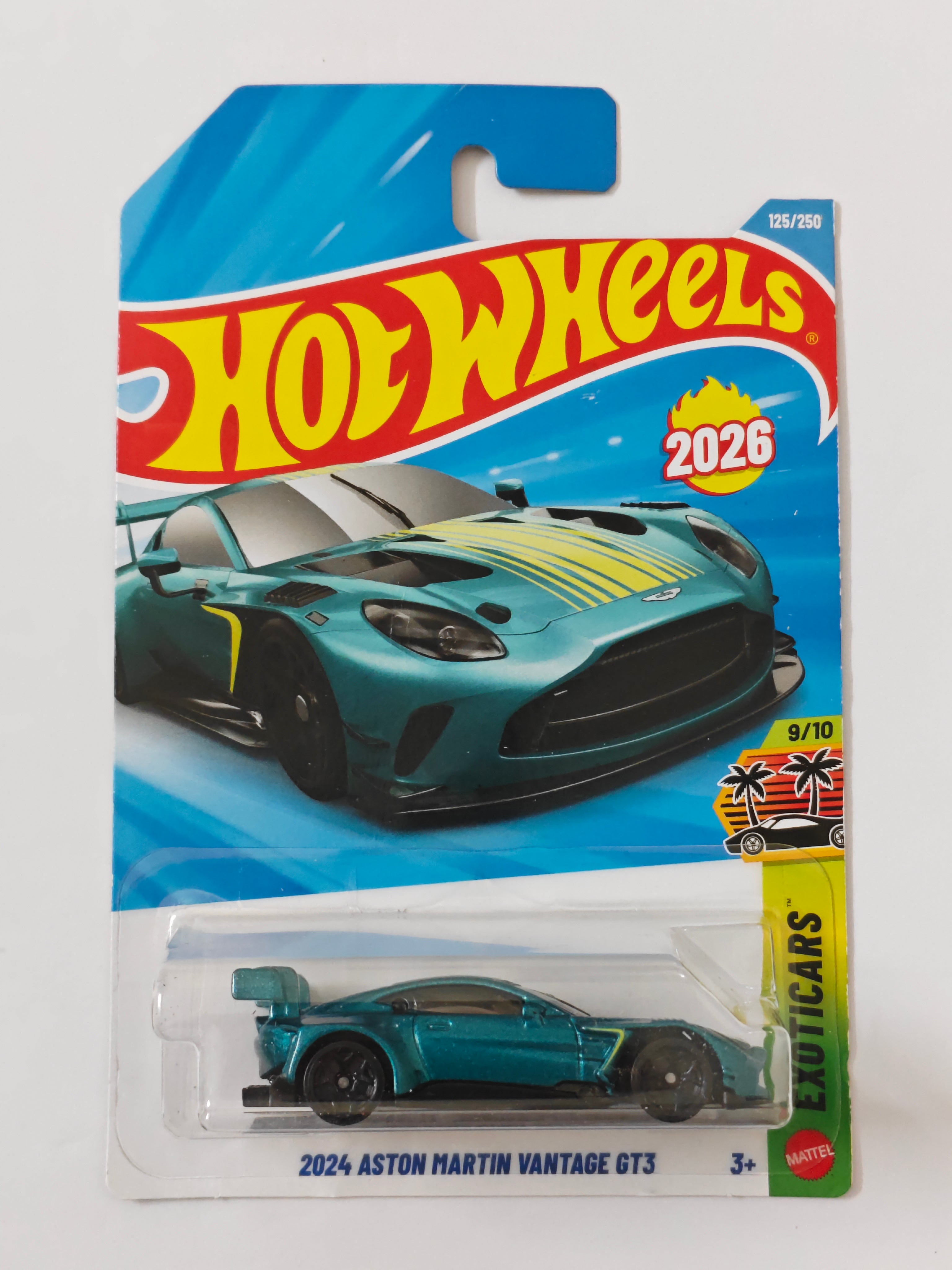 Hot Wheels - G Case - 2024 Aston Martin Vantage GT3 - Diecast Car 1:64 Scale