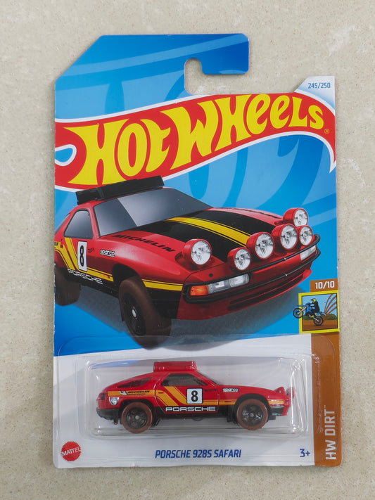 Hot Wheels - Treasure Hunt - Porsche 928S Safari Diecast Car 1:64 Scale (Side Dent in Blister)