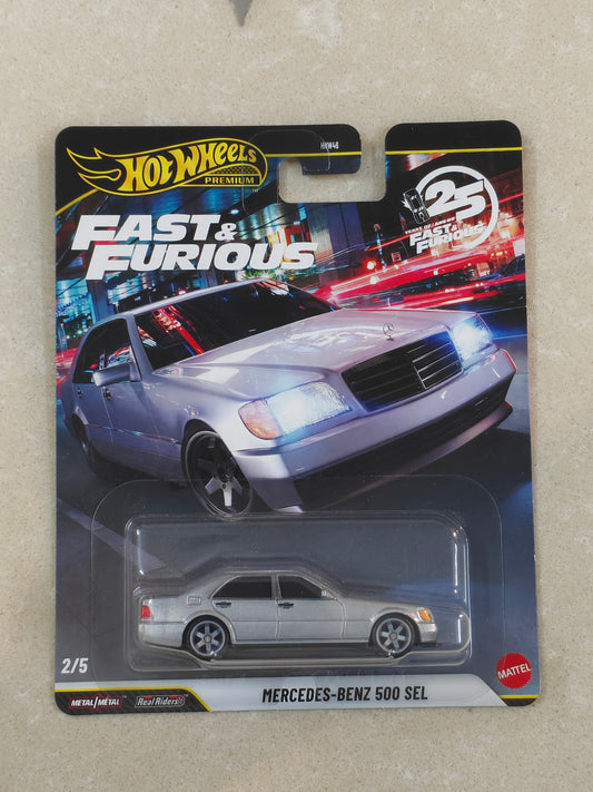 Hot Wheels Premium Imported - Mercedes Benz 500 SEL - 1:64 Scale Diecast Car
