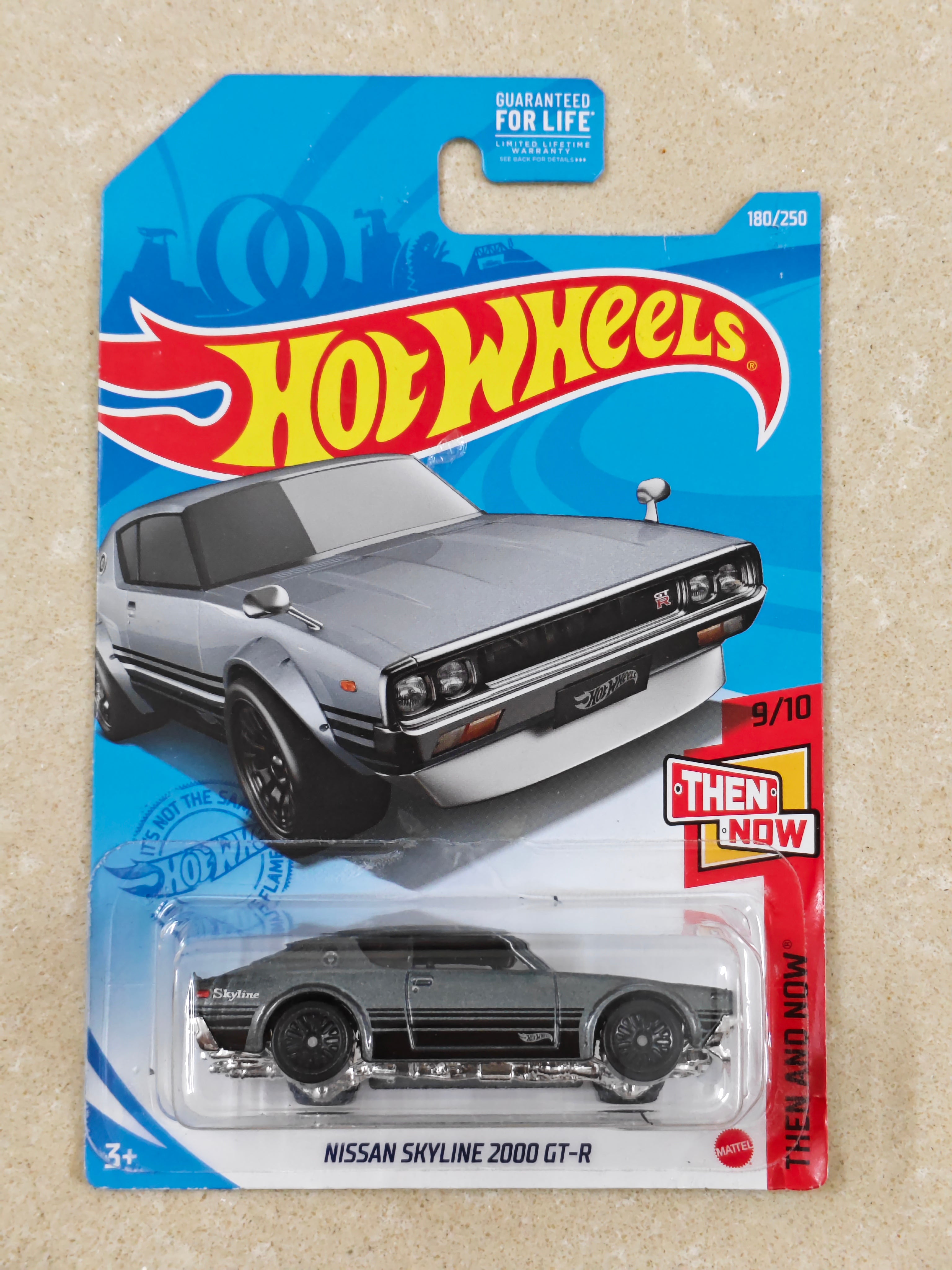 Hot Wheels - US Imported - Nissan Skyline 2000 GT R - Diecast Car - 1:64 Scale (Soft Corner)
