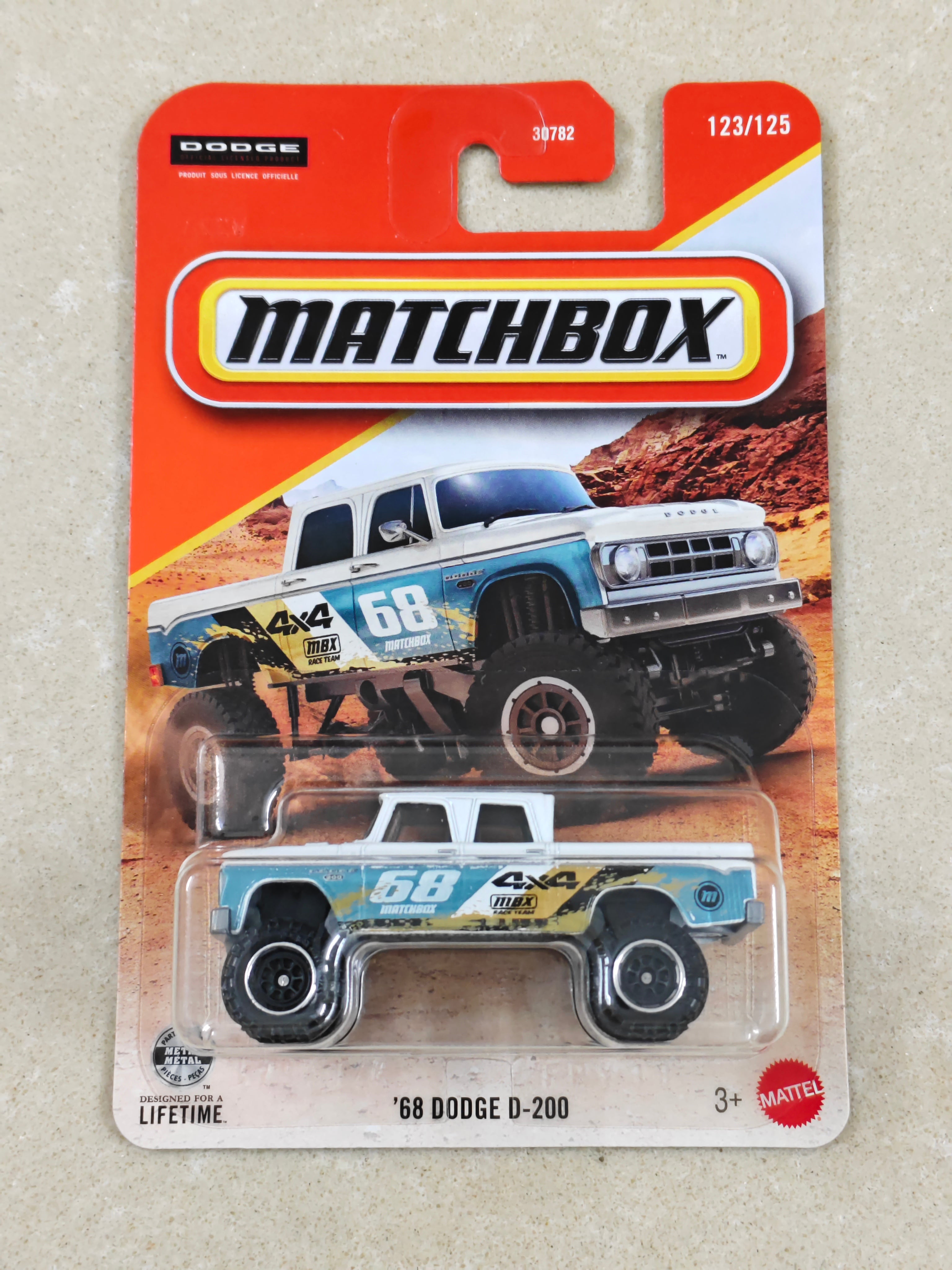 Matchbox - 68 Dodge D-200 - Diecast Car - 1:64 Scale