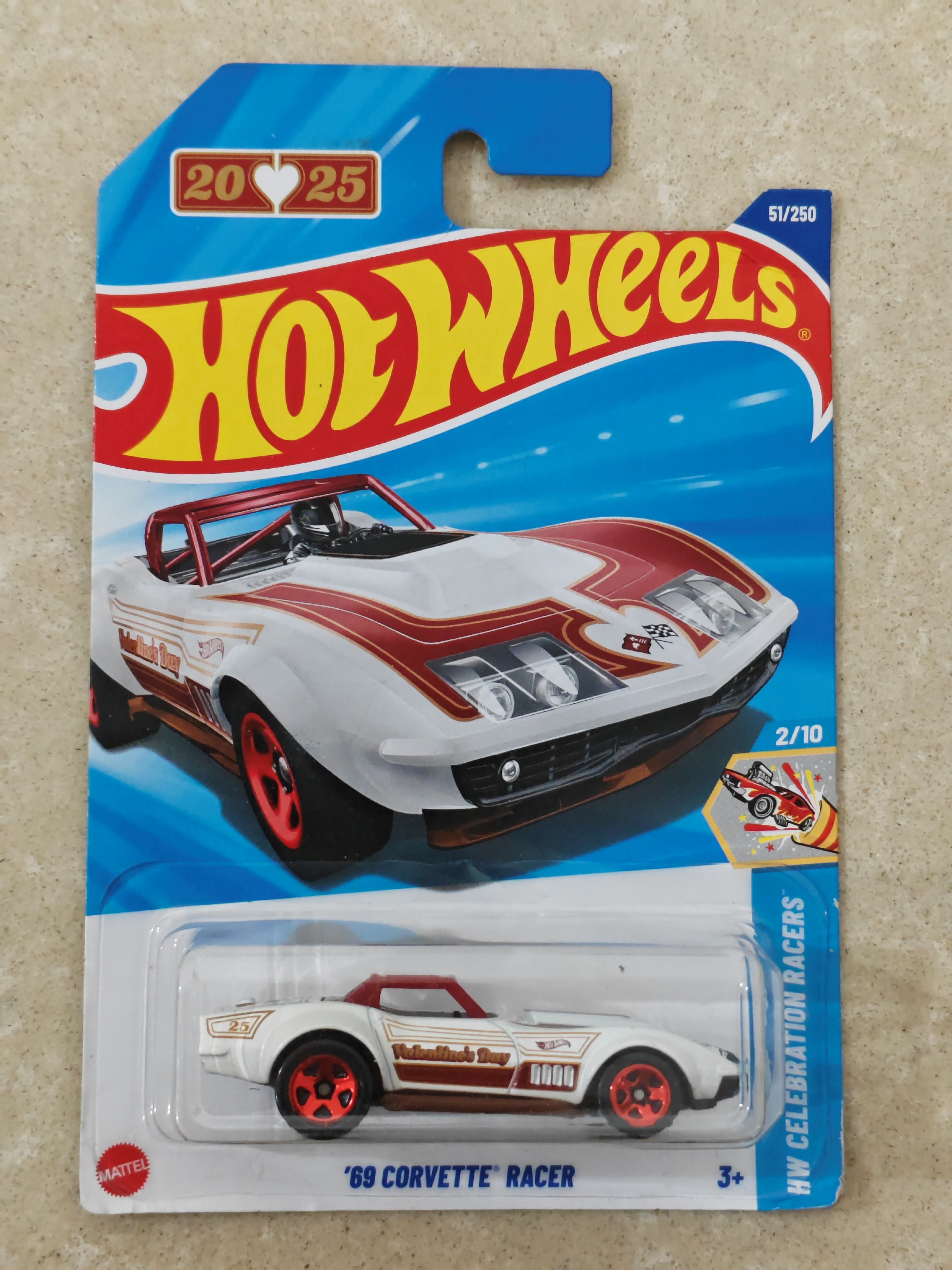 Hot Wheels Imported 69 Corvette Racer Diecast Car 1:64 Scale - Exotic Supercar Collection